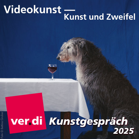 Hund mit Weinglass von Bettina Gruber Foto: Bettina Gruber