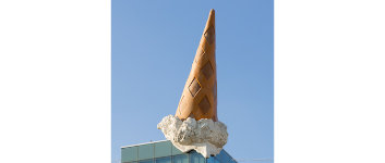 Dropped Cone by Claes Oldenburg & Coosje van Bruggen (2001)